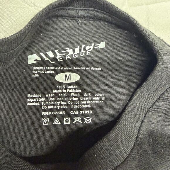 The Flash DC Comics Jersey Style Graphic Tee Black Red White Men’s Medium - Picture 8 of 8